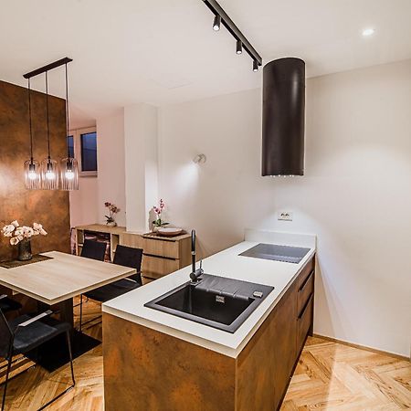 Apartments Slavec With Free Onsite Parking 크라니스카고라 외부 사진