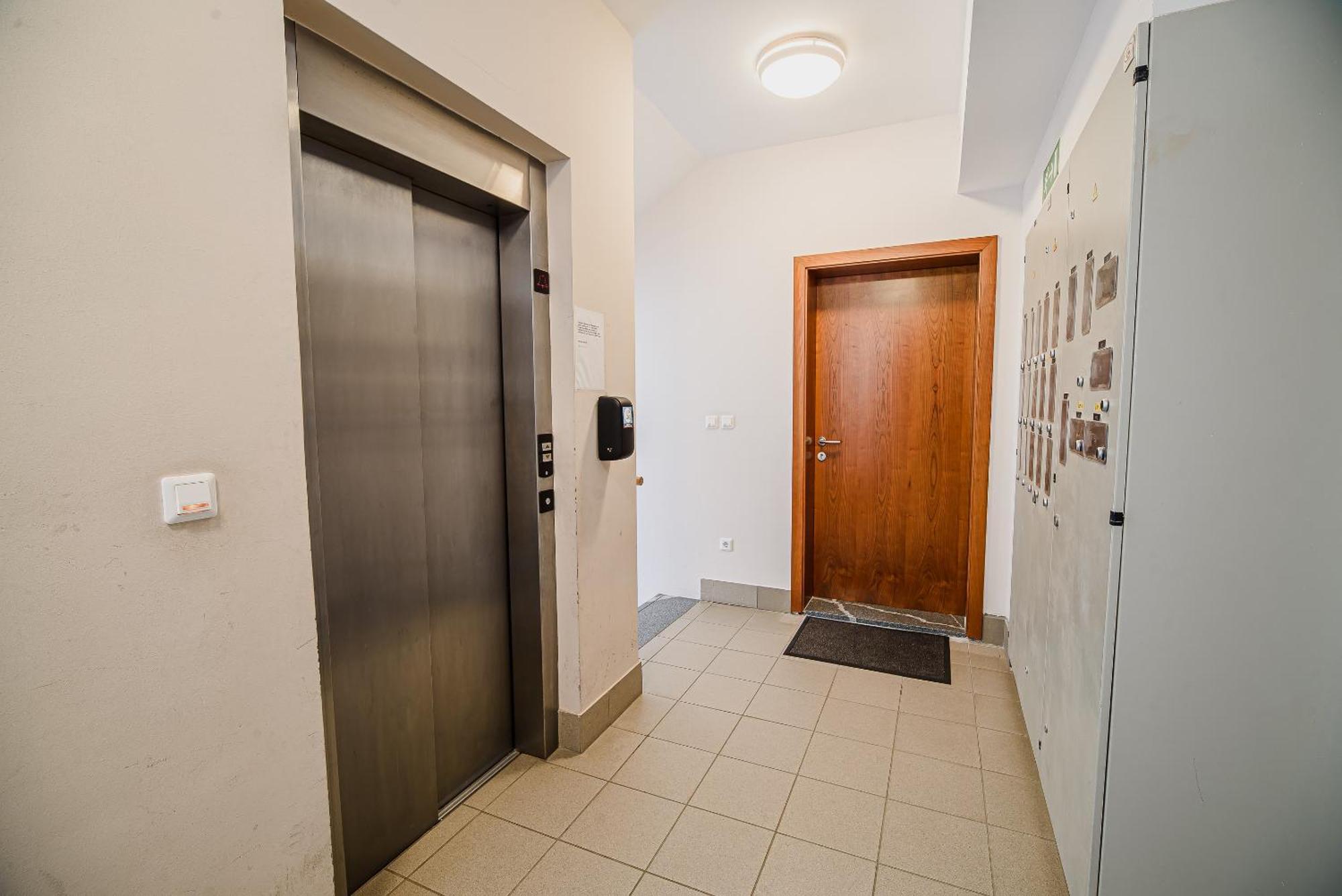Apartments Slavec With Free Onsite Parking 크라니스카고라 외부 사진