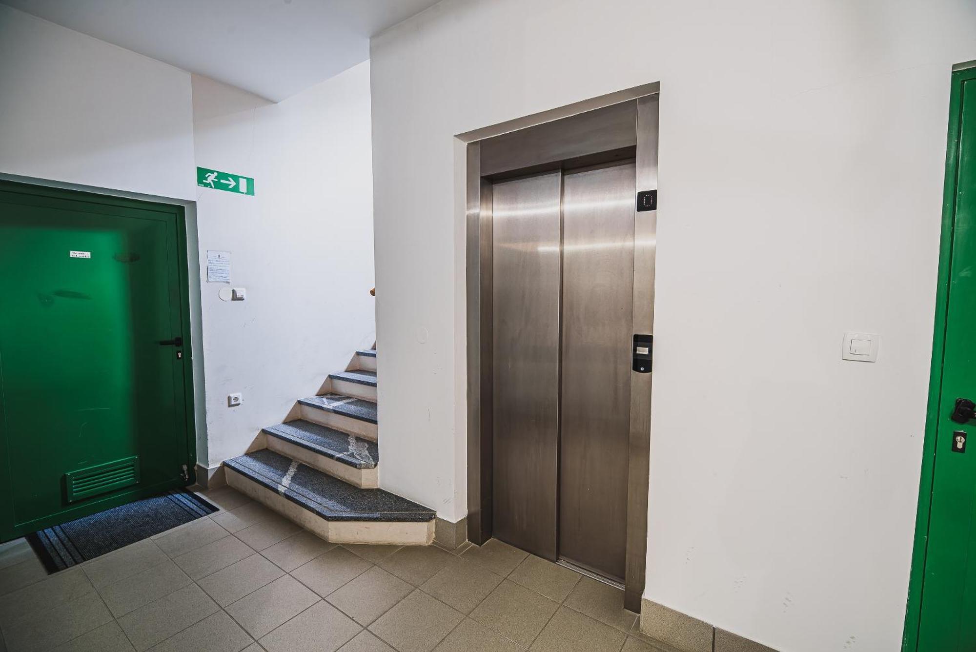 Apartments Slavec With Free Onsite Parking 크라니스카고라 외부 사진