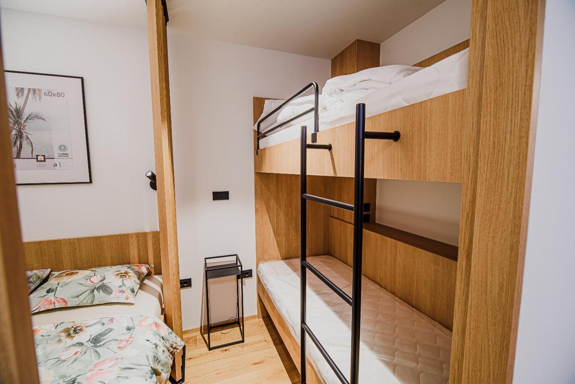 Apartments Slavec With Free Onsite Parking 크라니스카고라 외부 사진