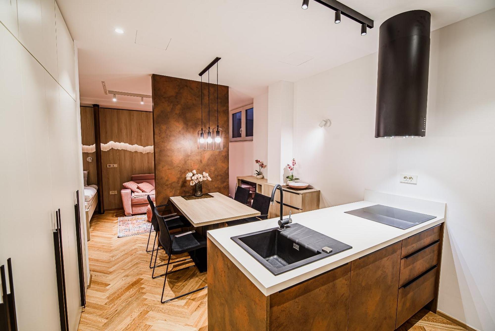 Apartments Slavec With Free Onsite Parking 크라니스카고라 외부 사진