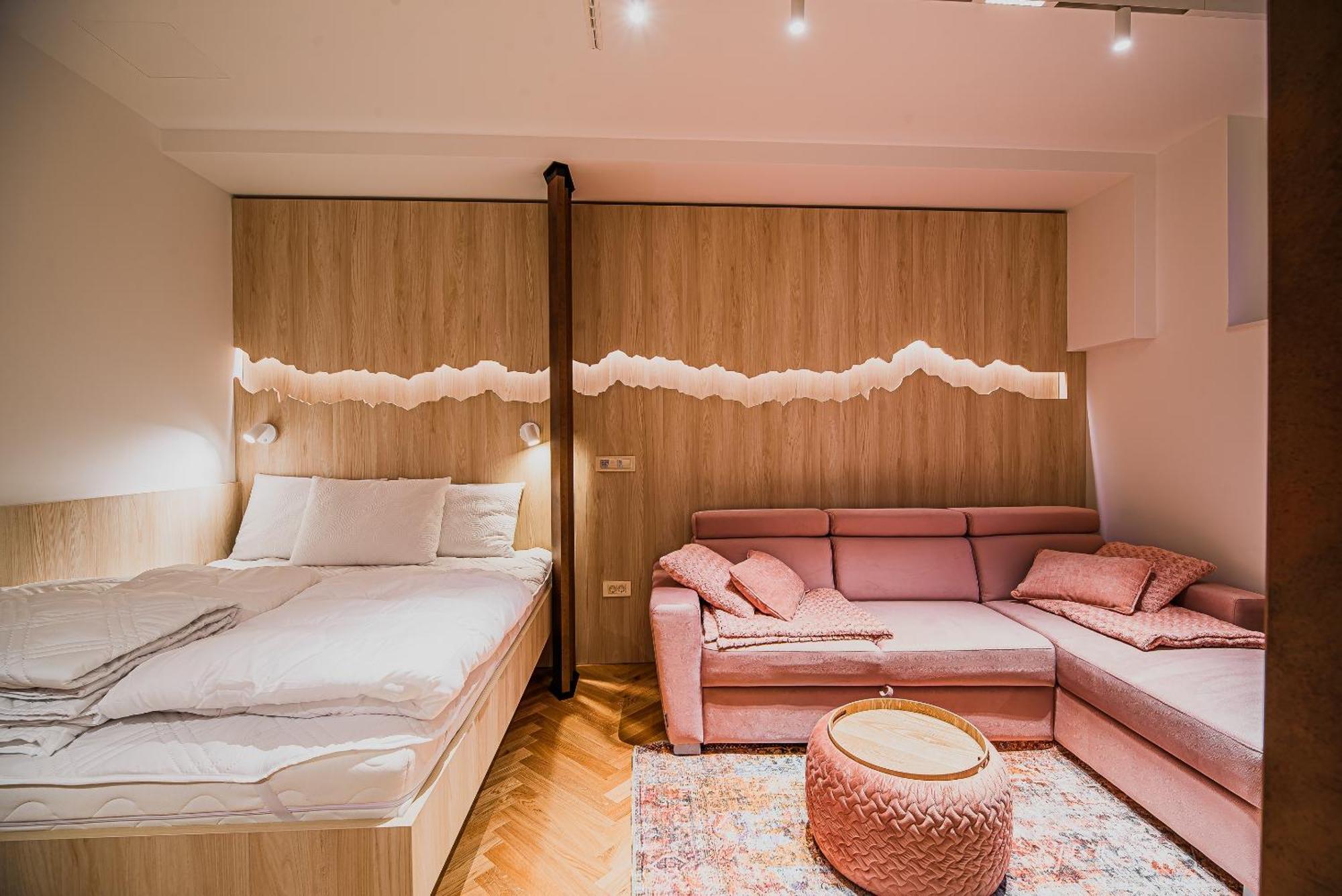 Apartments Slavec With Free Onsite Parking 크라니스카고라 외부 사진