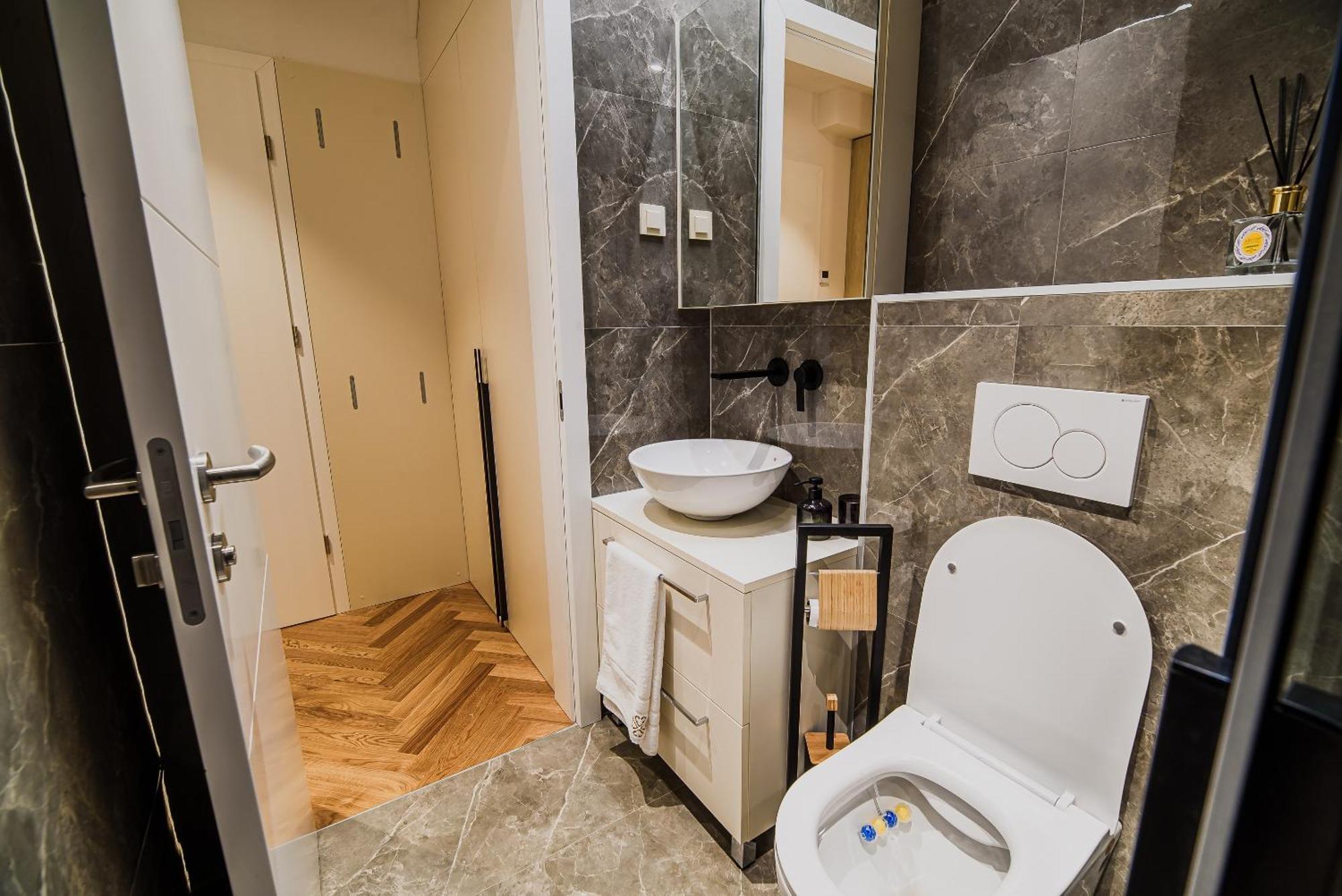 Apartments Slavec With Free Onsite Parking 크라니스카고라 외부 사진
